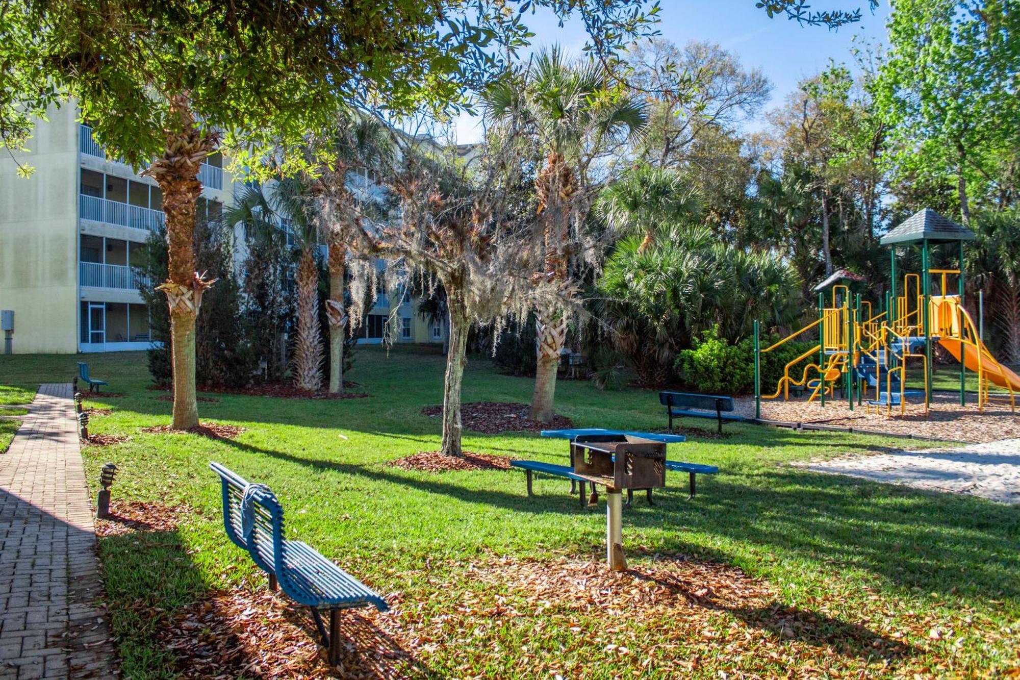 Barefoot'N Resort Kissimmee Orlando Celebration Exterior photo